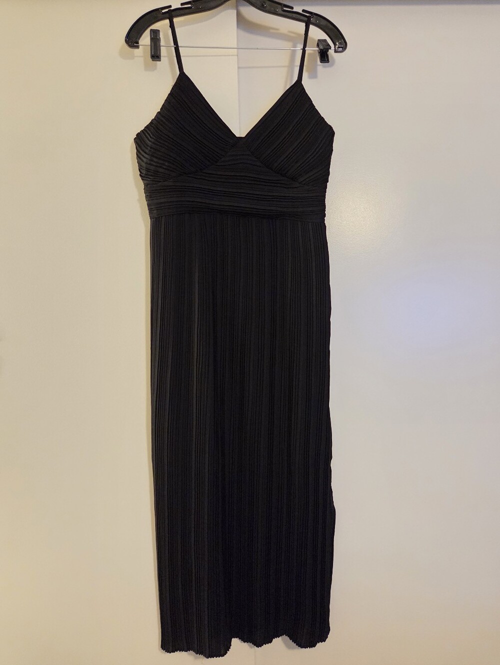 Banana Republic Black Pleated Spaghetti-Strap Midi Dress
